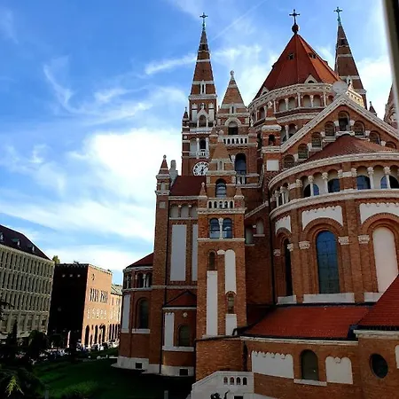 Апартаменты Guru 3 *